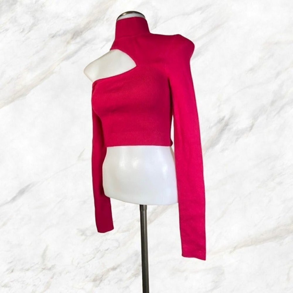 NBD Kyra Cropped Sweater - Raspberry - Picture 3 of 10